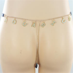 Lettre personnalisée Rhinestone Lingerie femmes culottes String en chaîne Sexy dames Bikini tongs et string culottes - Product Image 5