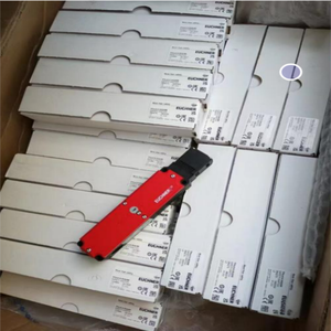 Module de commande EUCHNER MGB-L2HB-<span class=keywords><strong>PNC</strong></span>-L 117027, neuf d'origine, vendu à bas prix - Product Image 4