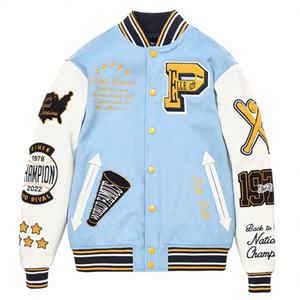 جاكيت رجالي قابل للتخصيص من نوع ليترمان فارسيتي قابل للارتداء على الوجهين مصنوع من الصوف مع أكمام من الجلد الصناعي وتطريز حسب الطلب - Product Image 3