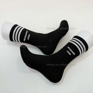 Lot de 6 chaussettes noires pour hommes Premium Retro Sports Design respirant évacuant la transpiration pour les <span class=keywords><strong>jeunes</strong></span> adultes Vente en gros - Product Image 3