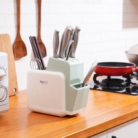Étagère de rangement de cuisine carrée multifonctionnelle créative, porte-couteaux, porte-ustensiles, porte-cuillères, finition élégante, matériau PP, portable, moderne