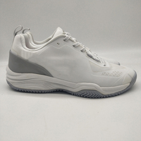 Prix de gros d'usine Chaussures de tennis absorbant les chocs Chaussures de tennis pour femmes et hommes Chaussures de tennis résistantes à l'usure