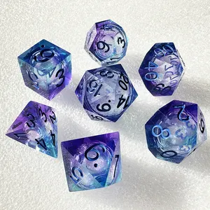 2022 Resin Cheap Dice Solid New Dnd Sword Style Design Rpg Dungeons And Dragons Tabletop Game Entertainment Dice Set