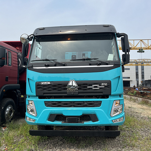Camion benne basculante <span class=keywords><strong>Sinotruk</strong></span> <span class=keywords><strong>Howo</strong></span> <span class=keywords><strong>371</strong></span> 8x4 6x4 robuste, idéal pour la construction, l'exploitation minière et le transport longue distance - Product Image 3