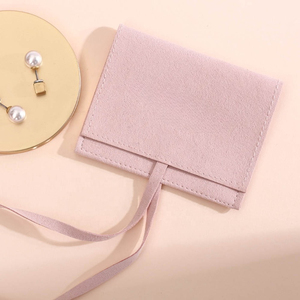 Pochette à bijoux en microfibre avec logo personnalisé imprimé, emballage cadeau avec ruban - Product Image 4