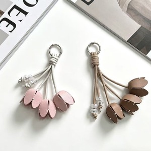 Pu Leather Light <b>Keychain</b> Simple Eco-friendly Stainless Steel Beaded Flower Charm Women's Fashion Bag Accessories Daily Gift - Product Image 3