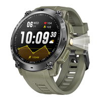 Nouvelle Montre Sportive Digitale Homme K76C 2026, Ronde 1,39 Pouces, Étanche, avec Lampe Torche, Boussole, GPS, Tensiomètre