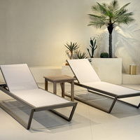 Chaise longue de piscine avec siège en toile et dossier réglable pour terrasse extérieure