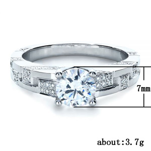 Anello di fidanzamento da donna F189 in oro bianco con diamante taglio ovale e diamanti laterali colore D - Product Image 5