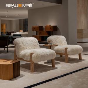 Sillón Individual Adiada, Acogedor, Tapizado en Peluche, Patas de Madera Blanca Encerada, Silla Decorativa de Descanso para Villa - Product Image 2