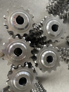 Fabricante de Piñones Personalizados, Procesamiento de Piñones de Cadena de Transmisión, Piñón Industrial de Acero Inoxidable de Múltiples Especificaciones - Product Image 4