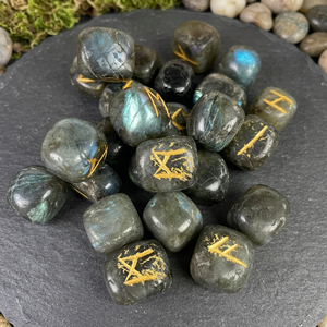 Ensemble de runes en labradorite, 25 pièces, gravées, cristaux de guérison, vente en gros - Product Image 2