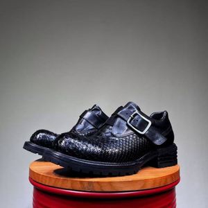 Zapatos DeBey de Piel de Pitón Lavada al Agua Goodyear, Diseño Retro Casual Hecho a Mano, Hebilla Personalizada con Logotipo Grabado en la Puntera, Otoño - Product Image 3