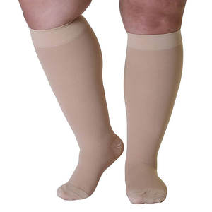 Chaussettes de compression grande taille de bouchon mollet et cheville extra larges, bas de compression anti-varices - Product Image 5
