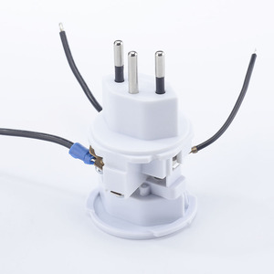 Domisi Thiết Kế Nhà Máy Bán Hàng Trực Tiếp Chi Phí Thấp 230V Chống-Dễ Cháy PC Pháp Ổ Cắm Lý Tưởng Cho Cắm <span class=keywords><strong>Adapter</strong></span> Thiết Kế Trong Thời gian Ngắn - Product Image 4