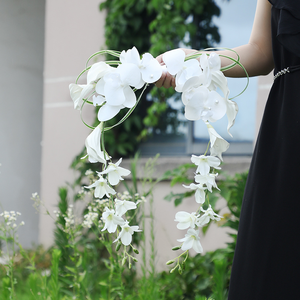 H377 Bouquet de mariée élégant en fleurs de Phalaenopsis cascade pour la cérémonie de mariage et l'enregistrement de mariage, bouquet à main - Product Image 6