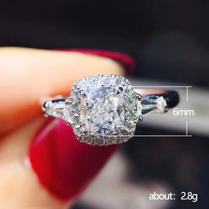Anello di Fidanzamento con Diamante Taglio Radiant F839 in Oro Bianco, Diamante Naturale, Gioiello da Donna, Colore D - Product Image 5