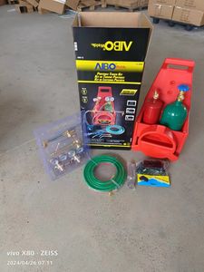 Portable Welding <strong>Cutting</strong> <strong>Torch</strong> Kit <strong>Oxygen</strong> <strong>Acetylene</strong> Tanks Welding <strong>Cutting</strong> <strong>Torch</strong> Kit with Plastic Tote Frame
