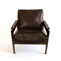 Fauteuil de salon en cuir PU avec structure en bois massif, style nordique, éco-responsable, confortable