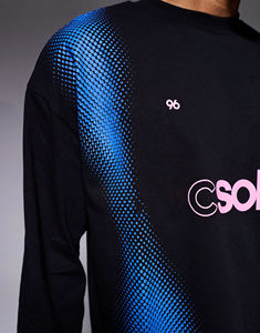 Футболка оверсайз с длинным рукавом, вдохновленная футболом, с объемным графическим принтом, черная, 100% хлопок, с круглым вырезом, в стиле пэчворк, футбольная майка - Product Image 5