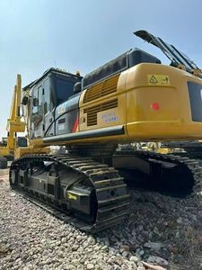 Excavatrice sur chenilles hydraulique CAT 340D2L d'occasion, 40 tonnes, avec godet de terrassement, en stock à Shanghai - Product Image 2