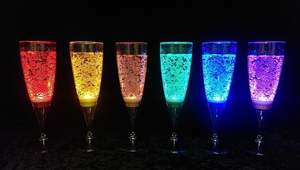 Flûte à vin à <span class=keywords><strong>LED</strong></span>, lumière clignotante à eau liquide pour mariage, cadeaux de fête de Noël - Product Image 5