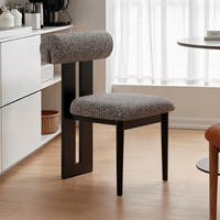 Silla de Comedor Moderna de Madera Maciza al por Mayor, Estilo Japandi, Tapizada en Bouclé, con Respaldo Acolchado, para Proyectos de Interiores de Hoteles y Restaurantes