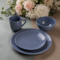 Vaisselle de mariage moderne nordique chine bleu couleur unie conception brillante pas cher en céramique service ensemble de table service durable