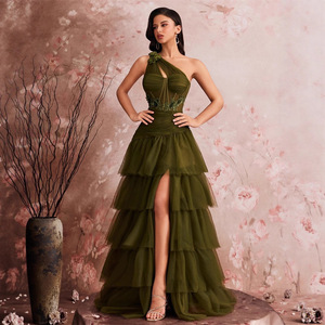 Vestido de Festa Elegante com Ombro Assimétrico, Luxuoso com Fenda e Camadas, Vestido de Coquetel para Madrinhas e Formaturas - Product Image 4