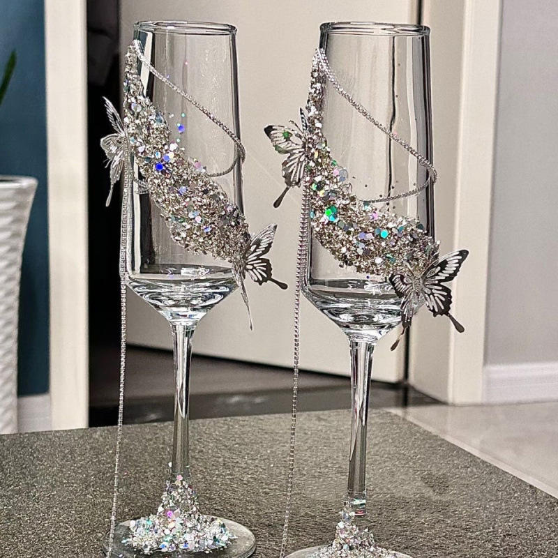 A pair of Dynamic butterfly wine glasses (Finished product)