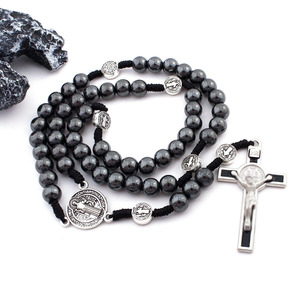 Rosario Cattolico con Perline di Ematite Nera da 8 mm, San Benedetto, Collana con Nodo in Paracord - Product Image 5