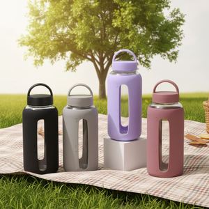 Bouteille d'eau en verre borosilicate à large ouverture avec logo personnalisé, manchon en silicone et poignée, idéale pour le sport et le fitness (vente en gros) - Product Image 1