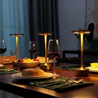 Vente chaude Moderne Rétro LED Lampe De Table pour Restaurant Décor Tactile Contrôle USB Rechargeable Dimmable DC Alimentation