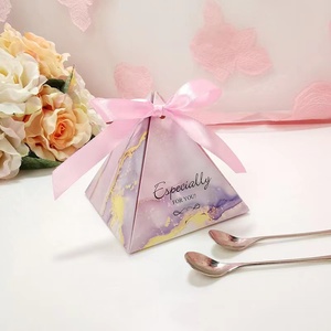 Tùy Chỉnh Tinh Tế Lá Vàng 2Mm Matte Nghệ Thuật Bìa Các Tông Hộp Di Động Tùy Chỉnh Kẹo Tam Giác Hộp Cho Đồ Trang Sức Và Quà Tặng - Product Image 4