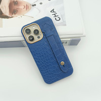 Étui de téléphone portable antichoc en PU motif crocodile avec bracelet métallique et bordure dorée pour iPhone 14, 14 Pro, 14 Pro Max, 15, 17