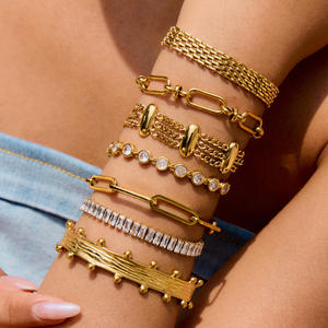 अनुकूलन योग्य 18k सोने की प्लेटेड स्टेनलेस स्टील चेन ब्रेसलेट के साथ आकर्षक 18k गोल्ड प्लेटेड स्टेनलेस स्टील चेन ब्रेसलेट - Product Image 1