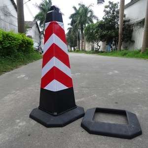 Cônes de signalisation routière réfléchissants noirs et jaunes hautement visibles en PVC/PE pour la circulation - Product Image 4