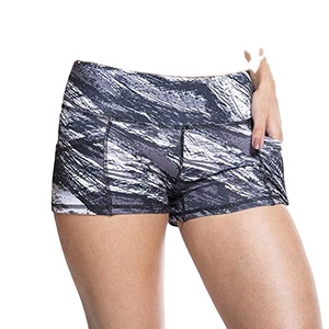 Womens High Waist Yoga Shorts Geometric Print Quick Dry Spandex Polyester With Pockets Elastic Waist Sports Fitness Shorts - Product Image 1