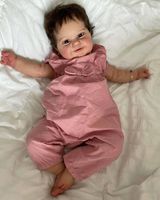 Muñeca Reborn NPK de 50 cm, Maddie, Linda Muñeca Niña con Cabello Enraizado, Cuerpo Suave para Abrazar, Muñeca de Alta Calidad