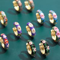 Anting Tusuk Hello Kitty Desain Bunga Kuningan Emas Nugget Multi Grosir Diskon Besar Nyaman Dipakai Lapisan Hitam IP