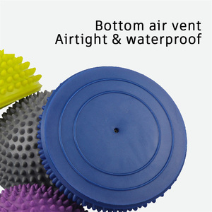 Palla da Massaggio Mezza Sfera in PVC Morbido Personalizzabile con Logo, Leggera, Antiscivolo, per Riflessologia Plantare, Yoga e Fascite Plantare - Vendita all'Ingrosso - Product Image 4