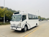 I suzu 4x2 Diesel City Price Bus Passagers supérieurs Nouvel autocar Mini Bus