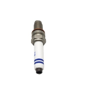 Bujía Doble Platino <span class=keywords><strong>BOSCH</strong></span> 02411455297CF, Reemplazo 241145523 para VW Audi - Product Image 6