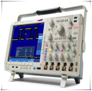 Oscilloscope à fluorescence numérique Tektronix DPO4054 d'occasion - Product Image 2