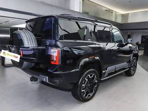 Fangbao Leopard 8 2025 SUV Intelligente di Lusso a 7 Posti - Tour di Gruppo e Uso Quotidiano, Look Imponente, Potente Carico, Spazio Ottimizzato - Product Image 4