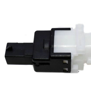 Interruptor de Luz de Freno para Fiat 60801906 1543231 60669020 9S5113480AA 12V, Pieza de Repuesto, Compatible con Europa - Product Image 2