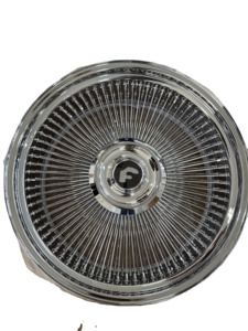 Nuove Ruote in Acciaio Forgiato Cromato da 26 Pollici con <span class=keywords><strong>200</strong></span> Raggi, Differenziate: Anteriori 26x9, Posteriori 26x10 - Product Image 2