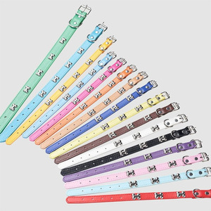 Venta al por mayor ajustable PU cuero mascota <span class=keywords><strong>Collar</strong></span> hueso decoración clásico cuero perro <span class=keywords><strong>Collar</strong></span> hueso remache diseño perro <span class=keywords><strong>Collar</strong></span> - Product Image 4