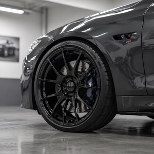 Jantes en alliage forgé Hyper Black personnalisées 5*114.3 pour voiture, état neuf, matériau aluminium, ET 45mm/35mm pour Ford Mustang - Product Image 5