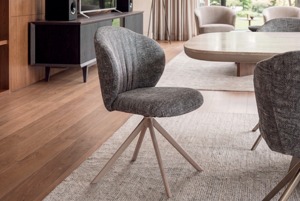 Fauteuil pivotant PUKA en tissu bouclé avec base en bronze pour salon - Product Image 2